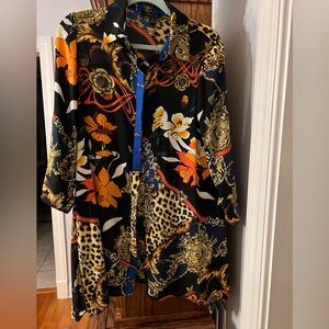 Melissa Paige lightweight button down blouse/tunic.